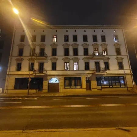 Sunset - Free Parking - Fast Internet - Close To Everything Daire Poznan