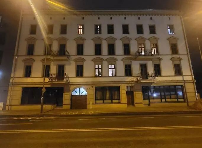 Sunset - Free Parking - Fast Internet - Close To Everything Апартаменты Познань